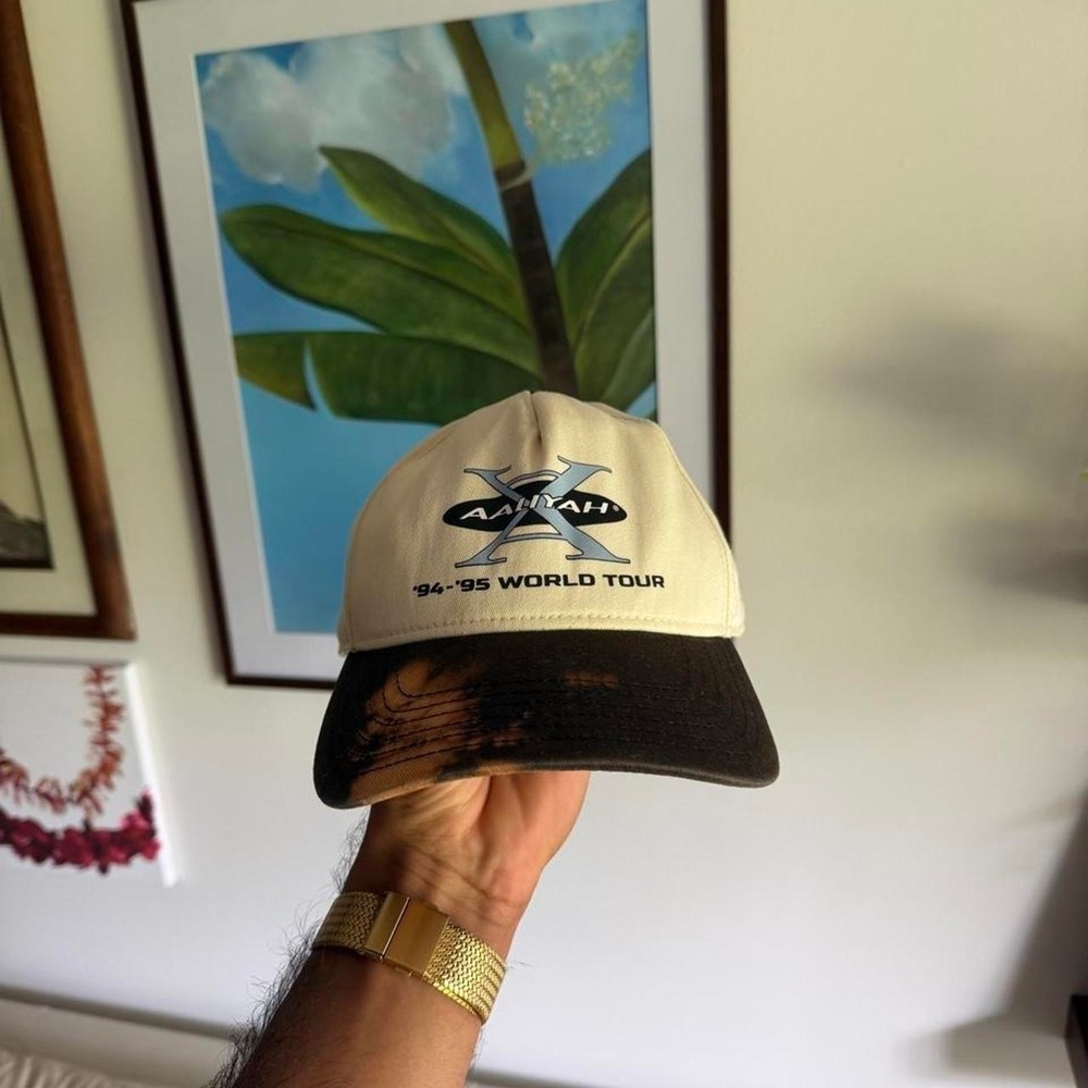 Vintage Aaliyah 94-95 World Tour Cap Black Cream Bleached Snapback Hat Mens